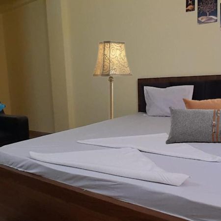 Goroomgo The Grand Inn Ruby Колката Екстер'єр фото