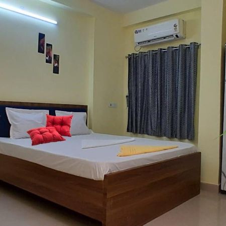 Goroomgo The Grand Inn Ruby Колката Екстер'єр фото